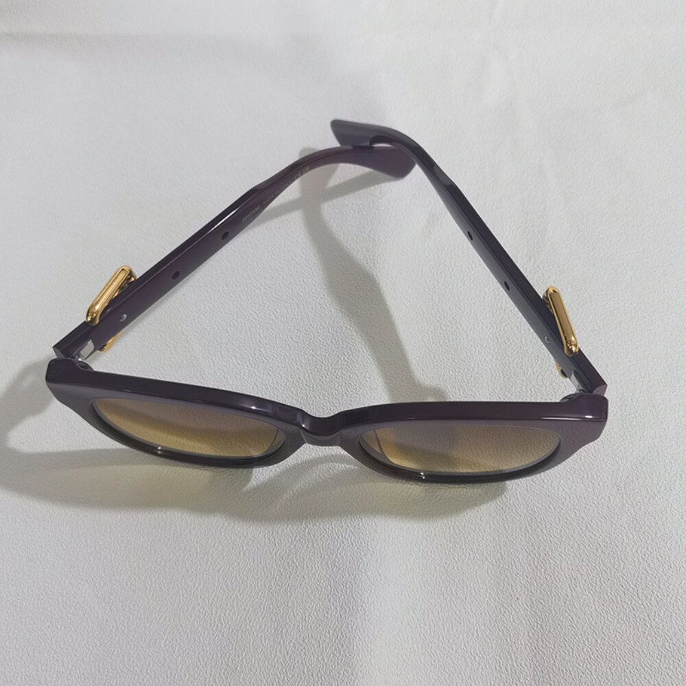 Moschino Dark Red Gradient Sunglasses For Men And Women - Picture 9 of 10